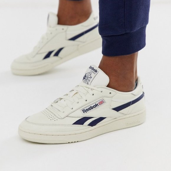 NWT Reebok Revenge Plus Sneakers - Picture 2 of 6